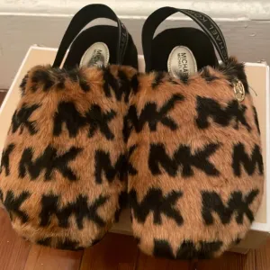 Michael Kors size 3 in kids brand new with tag