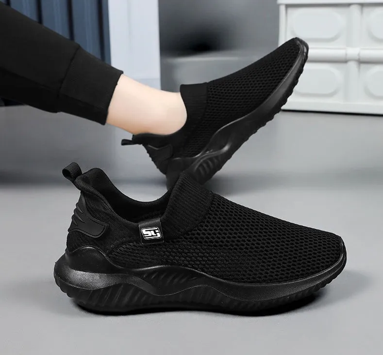 Non-Slip Outsole Solid Slip-On Sneakers for Training and Running