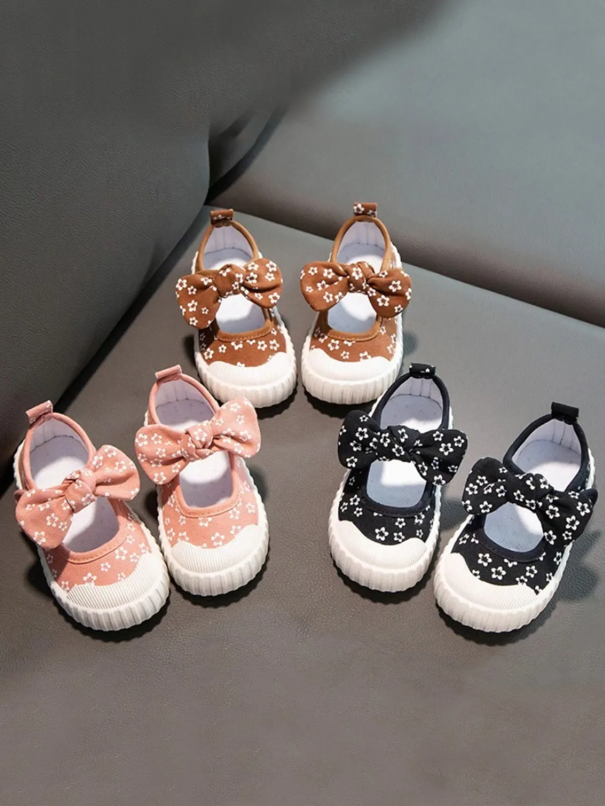 Proudly Cute Canvas Bowknot Sneakers