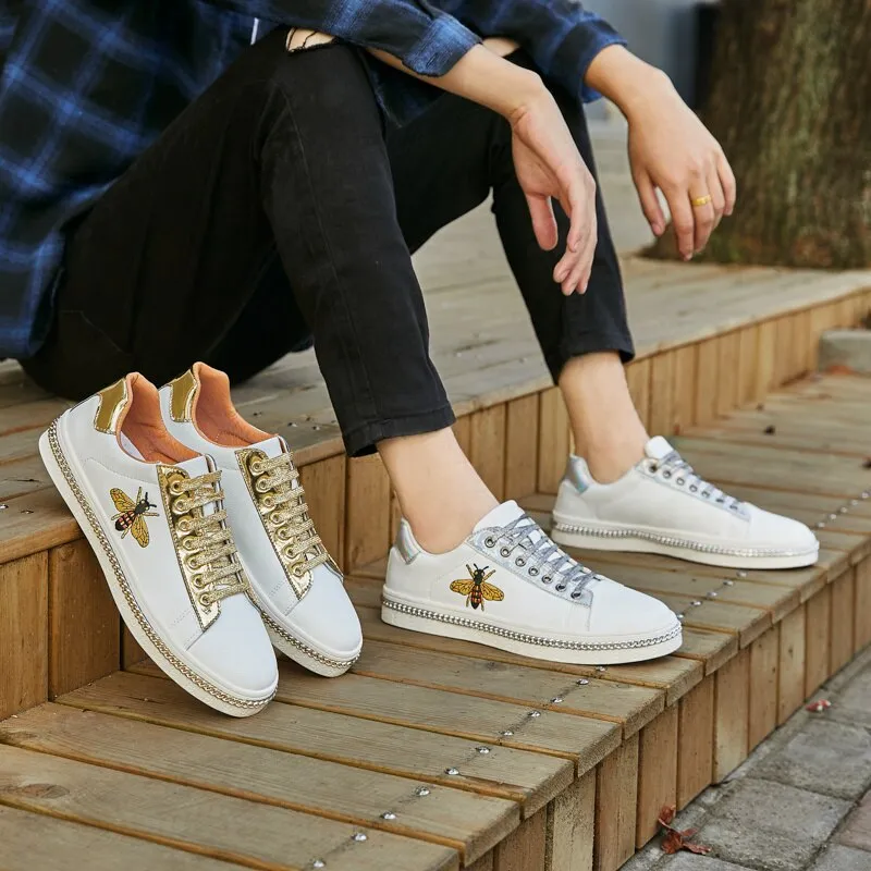 SHOES LUXURY GOLDEN OUTDOOR LOW FLATS WOMEN CASUAL LEATHER SHOES COUPLE GLITTER SNEAKERS WINTER SHOES