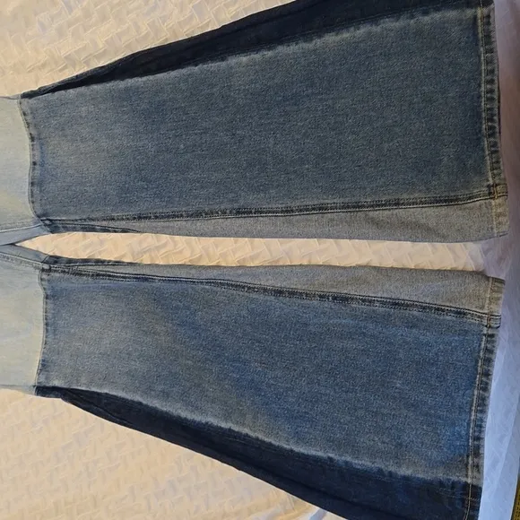 SHYANNE Womens Two Tone Seamed Light Wash HIGH RISE FLARE JEANS