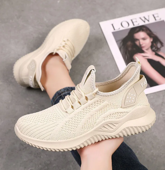 Sporty Almond Toe Running Sneakers with Shock-Absorbing Design