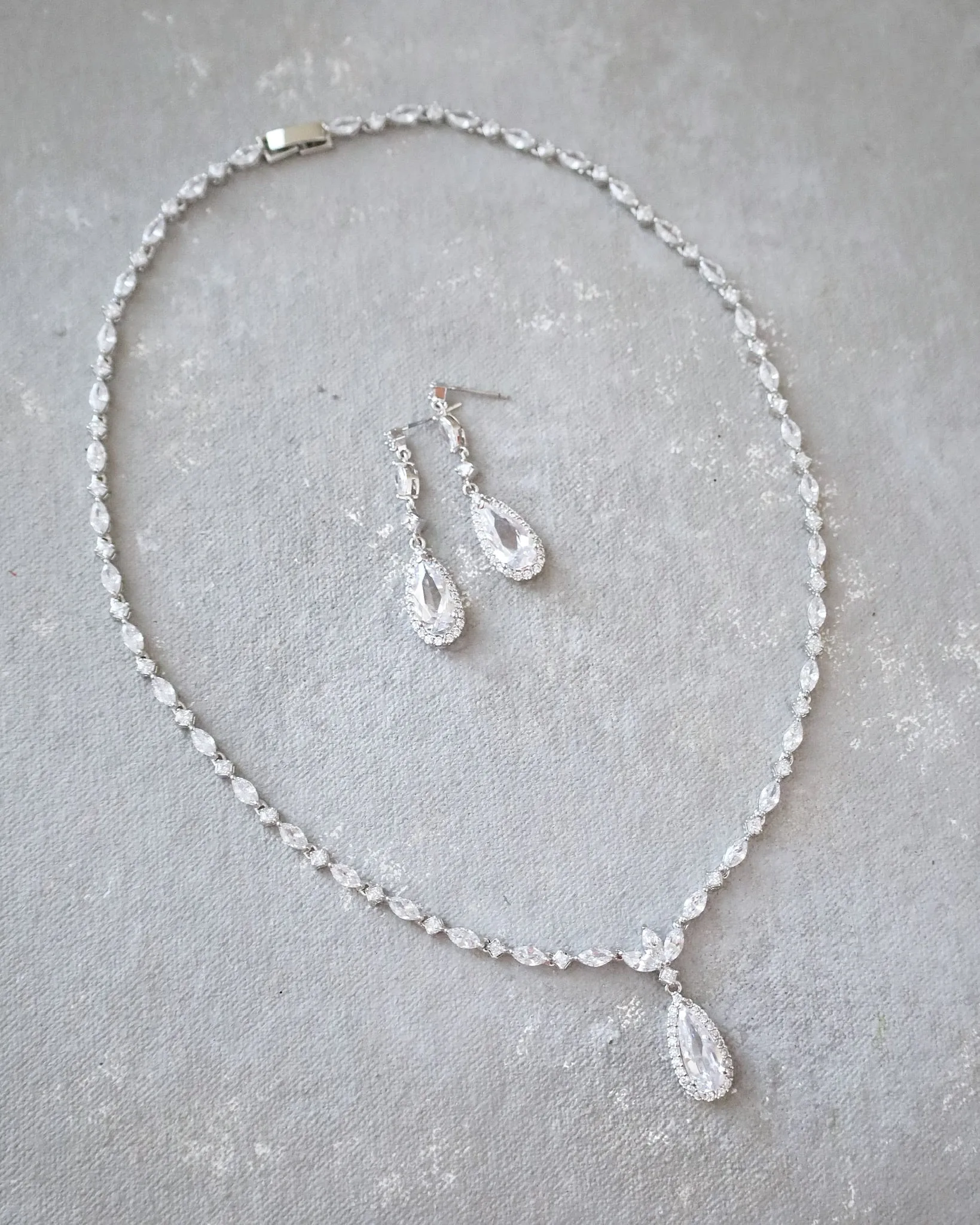 Viola Jewelry Set